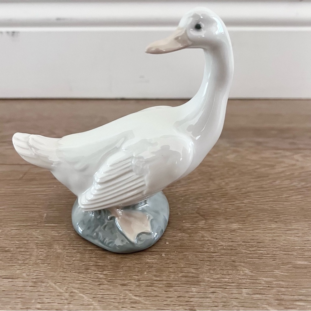 Vintage 1978 Spain NAO Lladro Optimistic Duck Goose Porcelain Figurine 5.25”‎ H